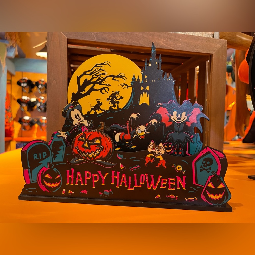 Disney Parks Halloween Mickey and Friends Decor Light Up - Picture 8 of 11